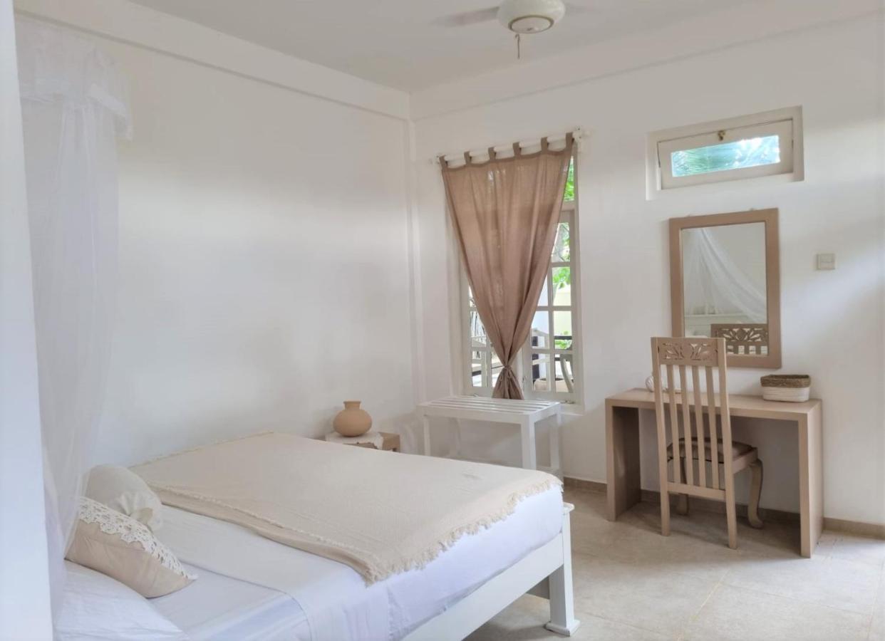 Golden Beach Paradise Tangalle Exterior photo